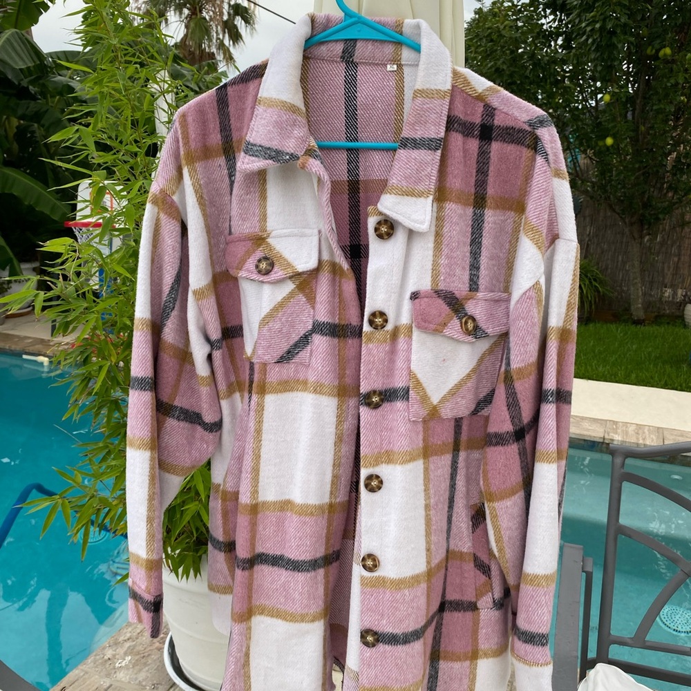 Plaid Button-Up Women's Jacket - Picture 5 of 5